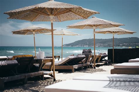 saint tropez beach clubs